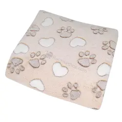پتو دورپیچ کلاه دار طرح پنجه و قلب کارترز Carters