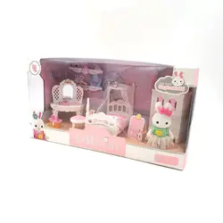 عروسک خرگوش با لوازم خانه