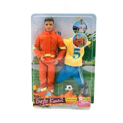 عروسک دفا کوین فوتبالیست