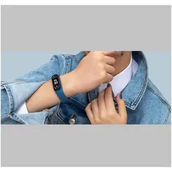 دستبند هوشمند شیائومی مدل Mi Smart Band 6