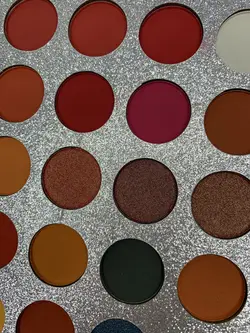 پالت سایه 63 رنگ گلانزی بیوتی Gorgeous Me