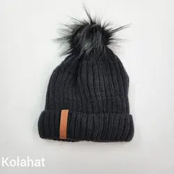 کلاه بافت رنگی پوم دار مارک چرمی (KLT-T3322) – کلاهت