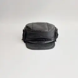 کلاه شکاری چرم مشکی خزدار عمده ( KLT-O149 ) – کلاهت