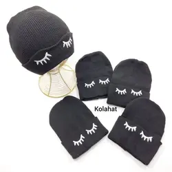 کلاه بافت مشکی دخترانه طرح مژه - عمده (KLT-3627)