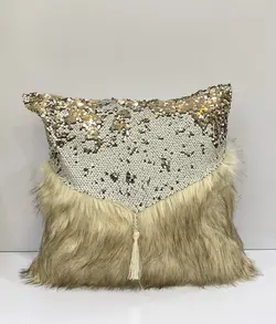 کوسن پولک و خز مربع