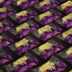 گز لقمه عسلی و ترنجبينی 28% مغز پسته زعفرانی و عسل آرباکو