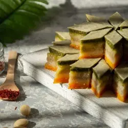 باقلوا لوزی