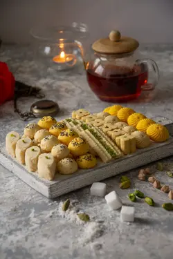 شیرینی سنتی مخلوط