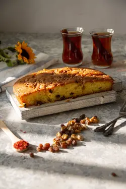 کیک کشمش گردو زعفرانی