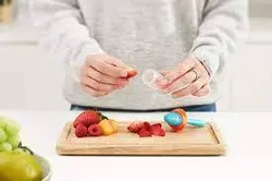 میوه خوری سیلیکونی بون boon