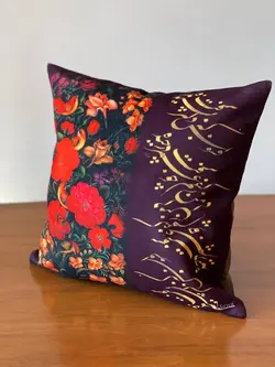 کوسن طرح گل و مرغ
