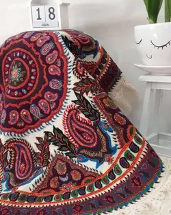 رومیزی پته یک متری