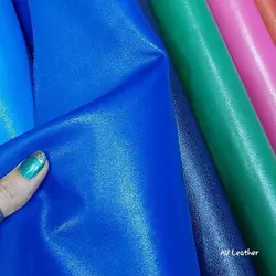 چرم بزی آبی سیر - چرمآویز