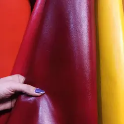 چرم بزی آلبالویی ابروباد - چرمآویز