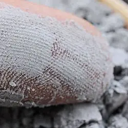 ماسک پودری گل و ماسه بدن laiou yan beauty