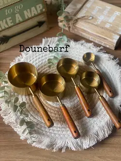 پیمانه دسته چوبی طلایی