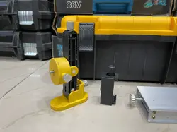 ترازلیزری دیوالت L4D03-16G | دایتون پلاس ایران