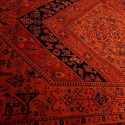 گبه فرش قشقایی طرح نقش جهان رنگ زعفرانی کد 2003