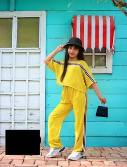 کراپ و شلوار ابر و بادی