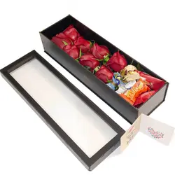 باکس گل کتابی آناهیتا - 4 ، 8 و 15 شاخه رز هلندی + شکلات قلب