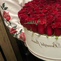 باکس گل 100 شاخه رز هلندی - خرید مستقیم از گلخانه بدون واسطه