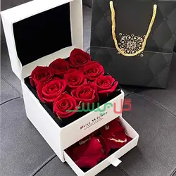 باکس گل مهرانه | جعبه گل رز سفید کشودار + 9 شاخه رز سرخ