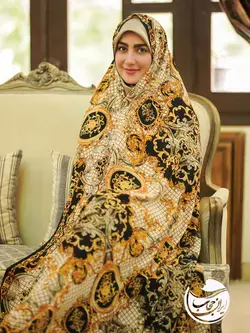 چادر رنگی سیلک طرح مشکی طلایی