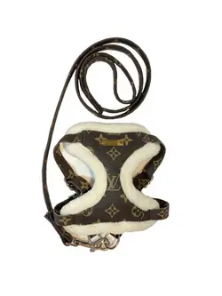 قلاده تنی سگ همراه با بند طرح لویی ویتون مدکاو_Mad Cow