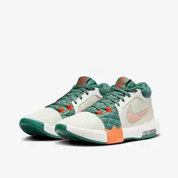 کفش بسکتبال Nike Lebron Witness 8 سفید سبز