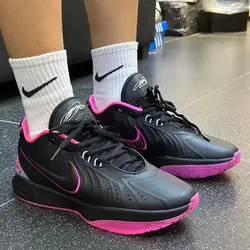 کفش بسکتبال Nike LeBron 21 رنگ مشکی صورتی