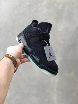 کتونی جردن 4 کاوز