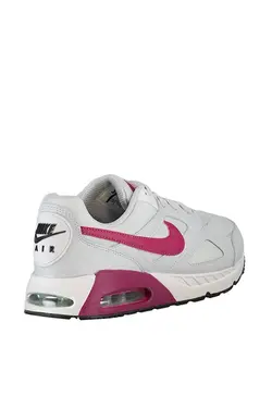 Air Max Ivo