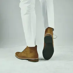 کفش چرم طبیعی مردانه جیر رنگ شتری تیره نوع چرم رویه طبیعی گاوی مدل ۶۲۳
