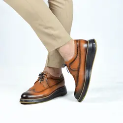 کفش اسپرت چرم طبیعی، رنگ عسلی سایه دار، نوع چرم رویه ناپا طبیعی گاوی کد مدل ۵۰۱