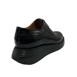 کفش اسپرت چرم طبیعی، رنگ ورنی مشکی، نوع چرم رویه طبیعی گاوی کد مدل ۵۰۱