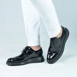 کفش اسپرت چرم طبیعی، رنگ ورنی مشکی، نوع چرم رویه طبیعی گاوی کد مدل ۵۰۱