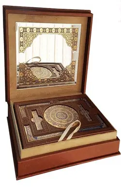 قرآن وزیری معطر بدون ترجمه جعبه دار چرم