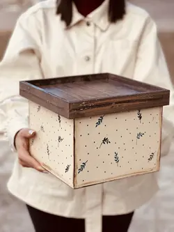 جعبه چوبی مربع