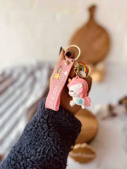 جاسوییچی یونیکورن رنگین کمان دار