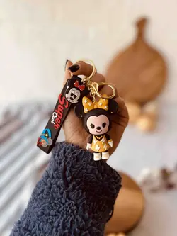 جاسوییچی میکی و مینی لباس پوش