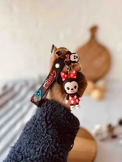 جاسوییچی میکی و مینی لباس پوش