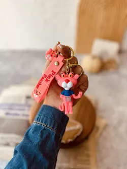 جاسوییچی پلنگ صورتی