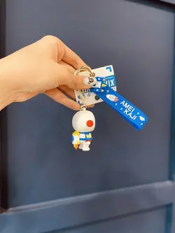 جاسوییچی فضانورد کد001169 - فروشگاه اینترنتی خانه شکلاتی