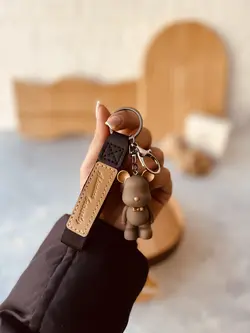 جاسوییچی سگ پاپیون دار