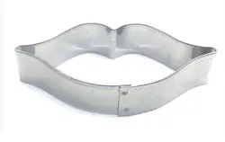 کاتر شیرینی پزی طرح لب