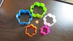 کاتر رنگی 5 عددی طرح گل