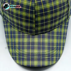 کلاه بیسبالی طرح چهار خونه مدل ساده - کلاهسان