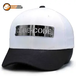 کلاه بیسبالی طرح Cube Code با پلاک فلزی - کلاهسان