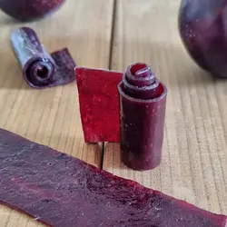 لواشک آلو-آلبالو