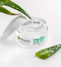 ژل مرطوب کننده و آبرسان عمیق روزانه حاوی عصاره آلوئه ورا و هیالورونیک اسید حجم 50 میل گارنیر